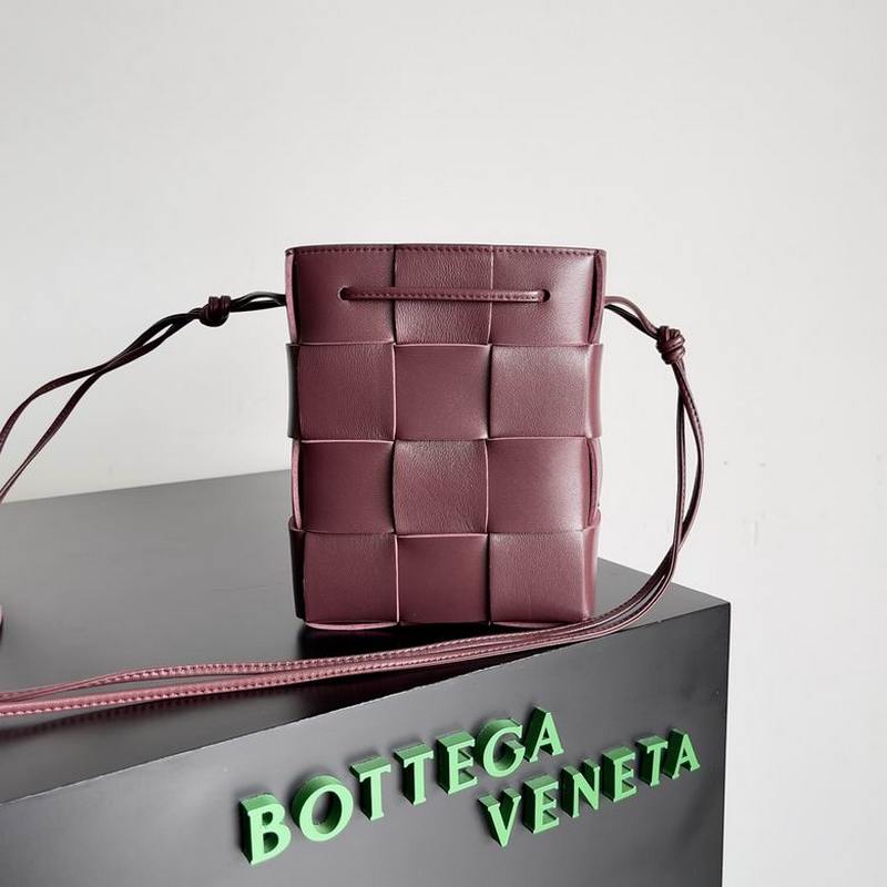 Bottega Veneta Handbags 483